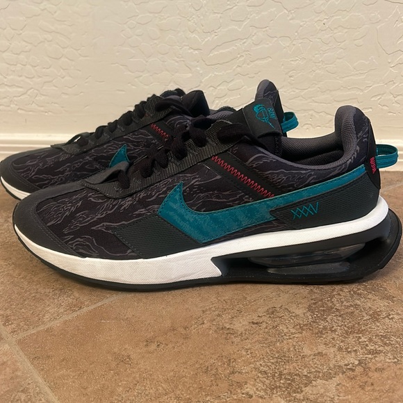 NWOB - Men’s Nike Air Max Pre-Day SE XXXV, size 11 - Picture 1 of 10